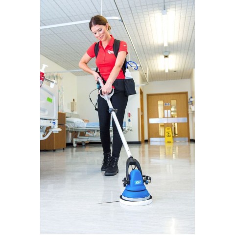 The MotorScrubber Jet with integrated chemical injection gives you an incredible deep clean up to 3m / 10ft high.