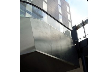 Cleaning outdoor stainless steel