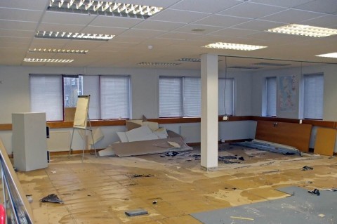 Removing Carpet Tiles